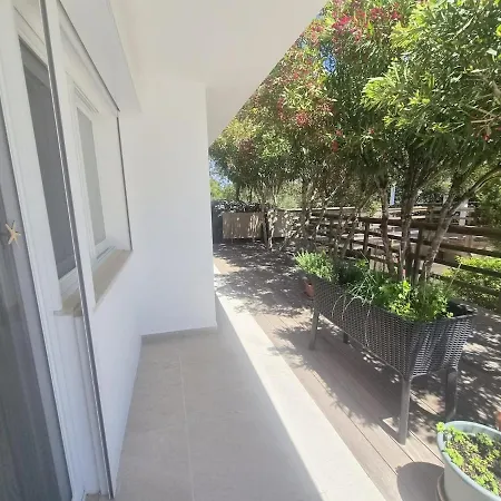 A Vida Feliz Private Pool Λουλέ